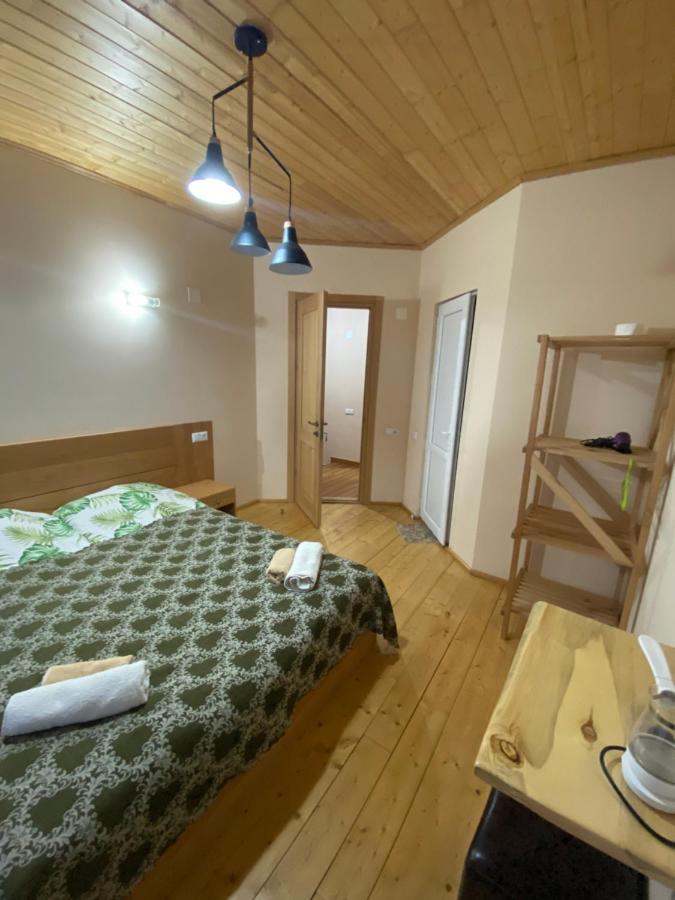Sana Guest House Mestia Eksteriør bilde